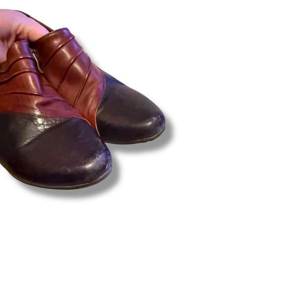 L'Artiste Spring Step Joella‎ Shoes Size 39 Brown Leather Heels Button Detail - Picture 3 of 13